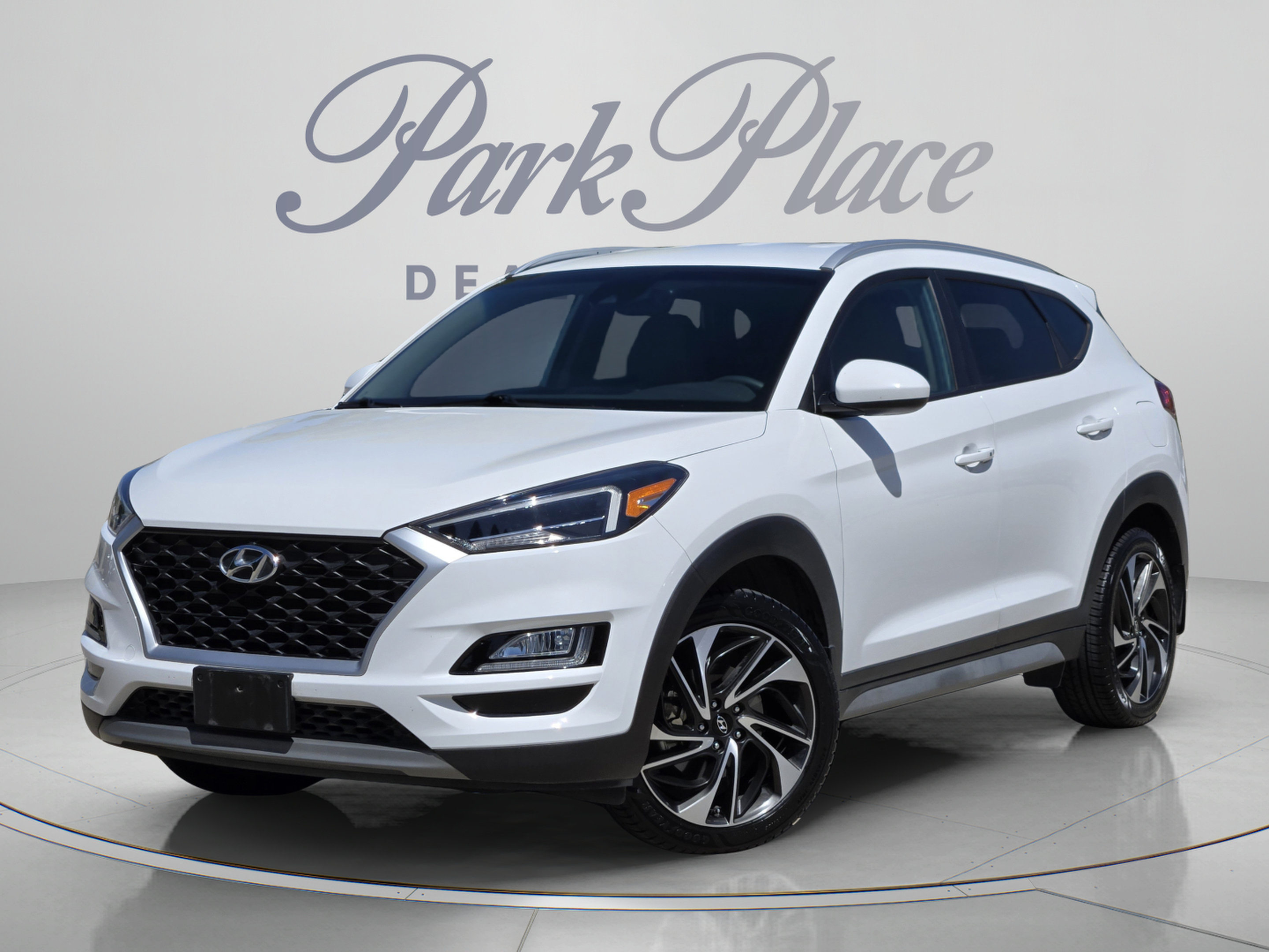 Used 2019 Hyundai Tucson Sport w/ Cargo Package FWD image 1