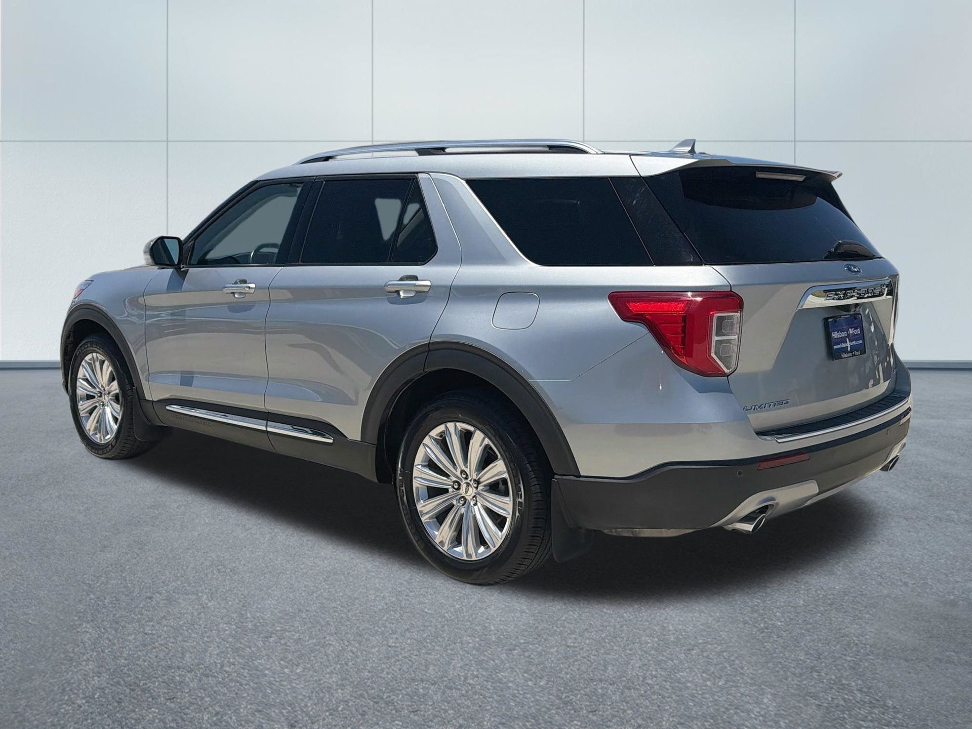 Used 2020 Ford Explorer Limited AWD/4WD image 9