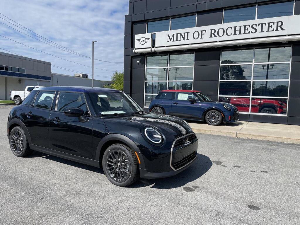 New 2026 MINI Cooper S FWD image 1