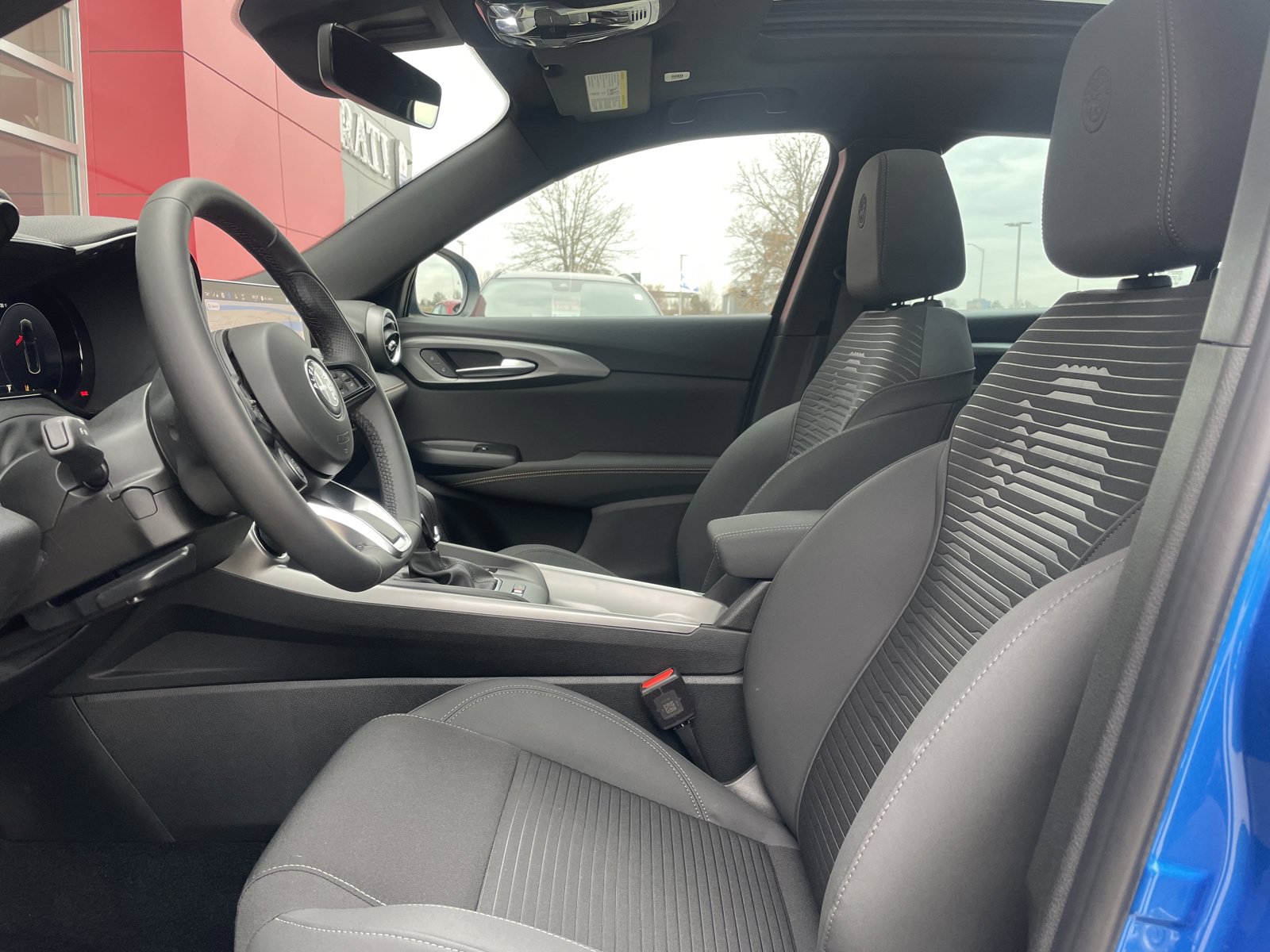 New 2025 Alfa Romeo Tonale AWD/4WD image 13