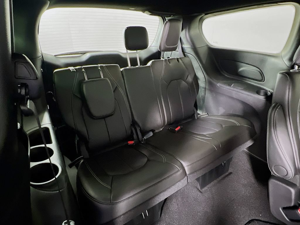 New 2027 Chrysler Pacifica LX FWD image 26