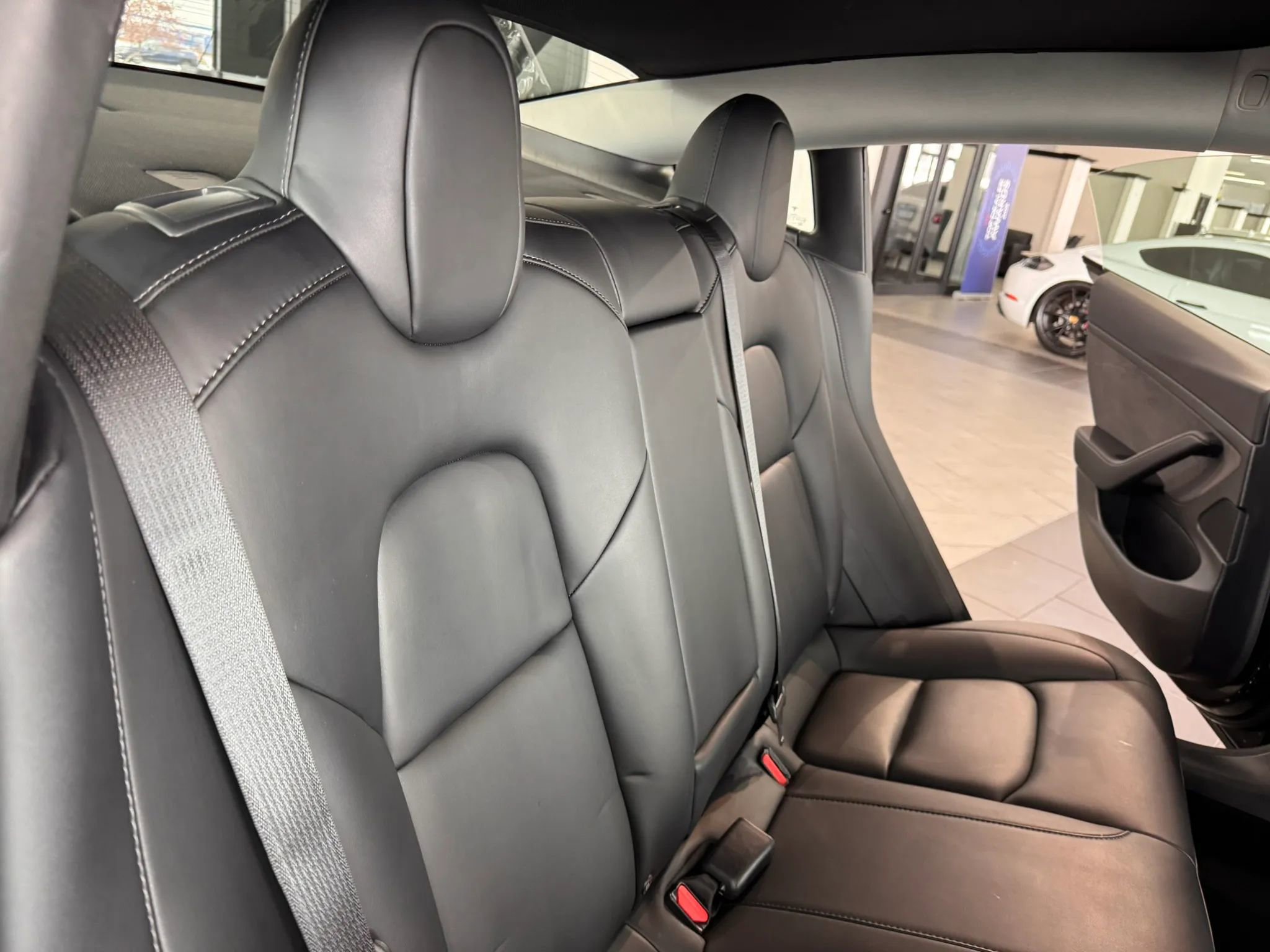 Used 2021 Tesla Model 3 Standard Range Plus image 15