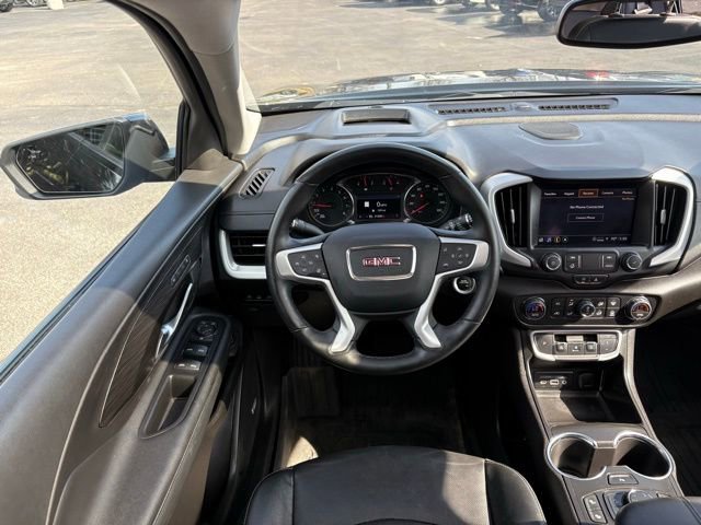 Certified 2024 GMC Terrain SLT w/ Infotainment Package II image 19