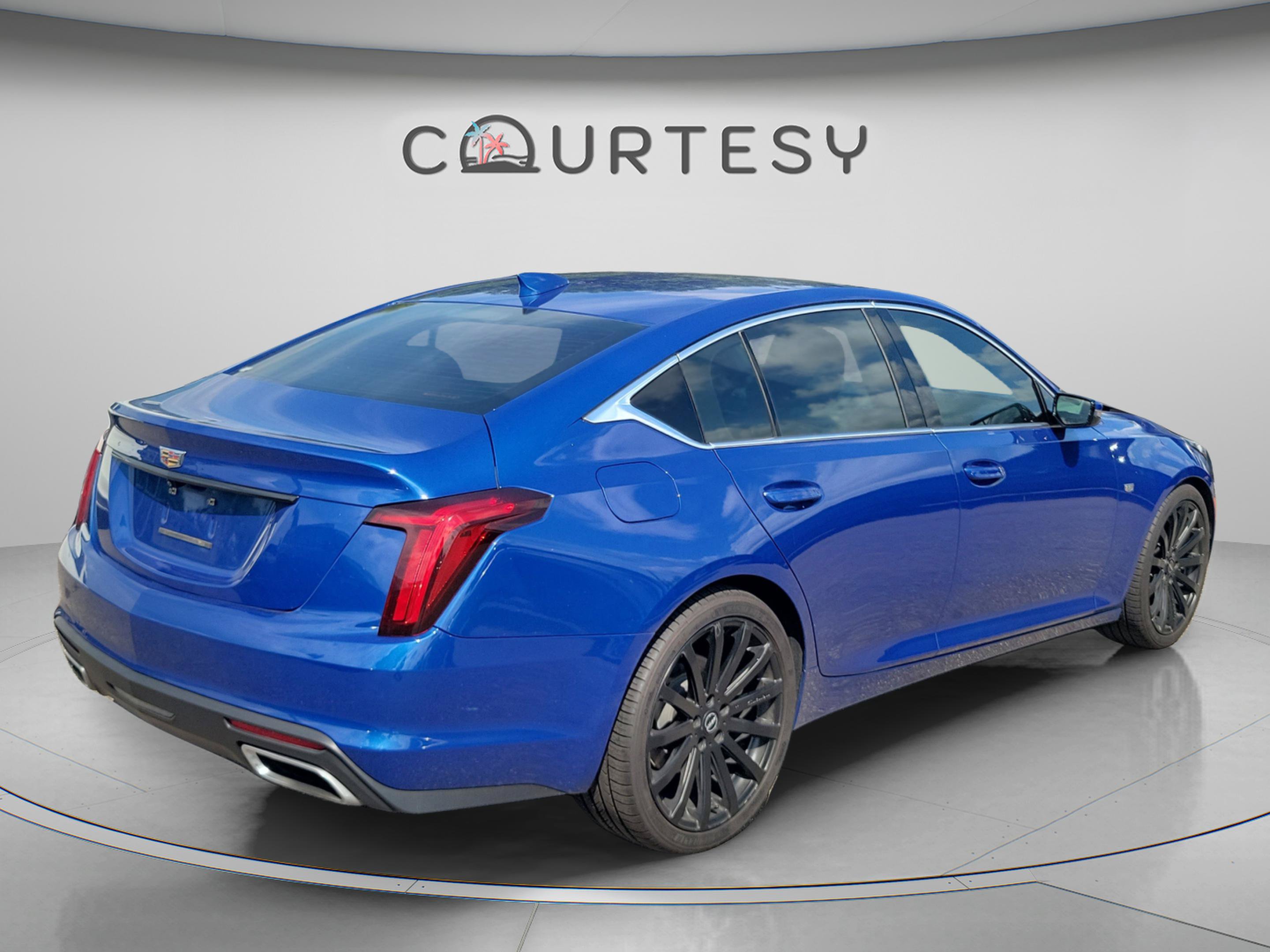 Used 2021 Cadillac CT5 Luxury RWD image 3