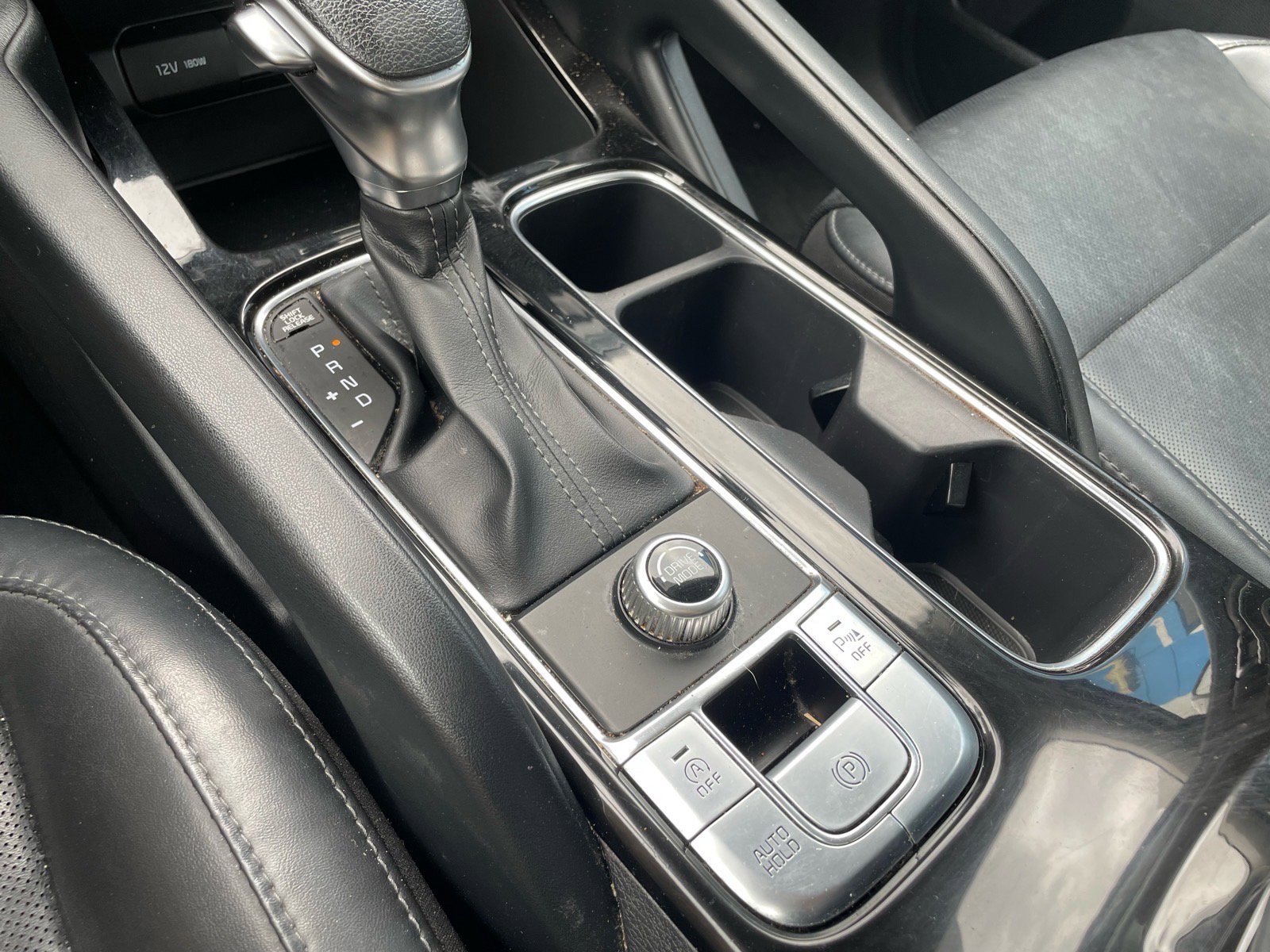 Used 2020 Kia Telluride LX FWD image 17