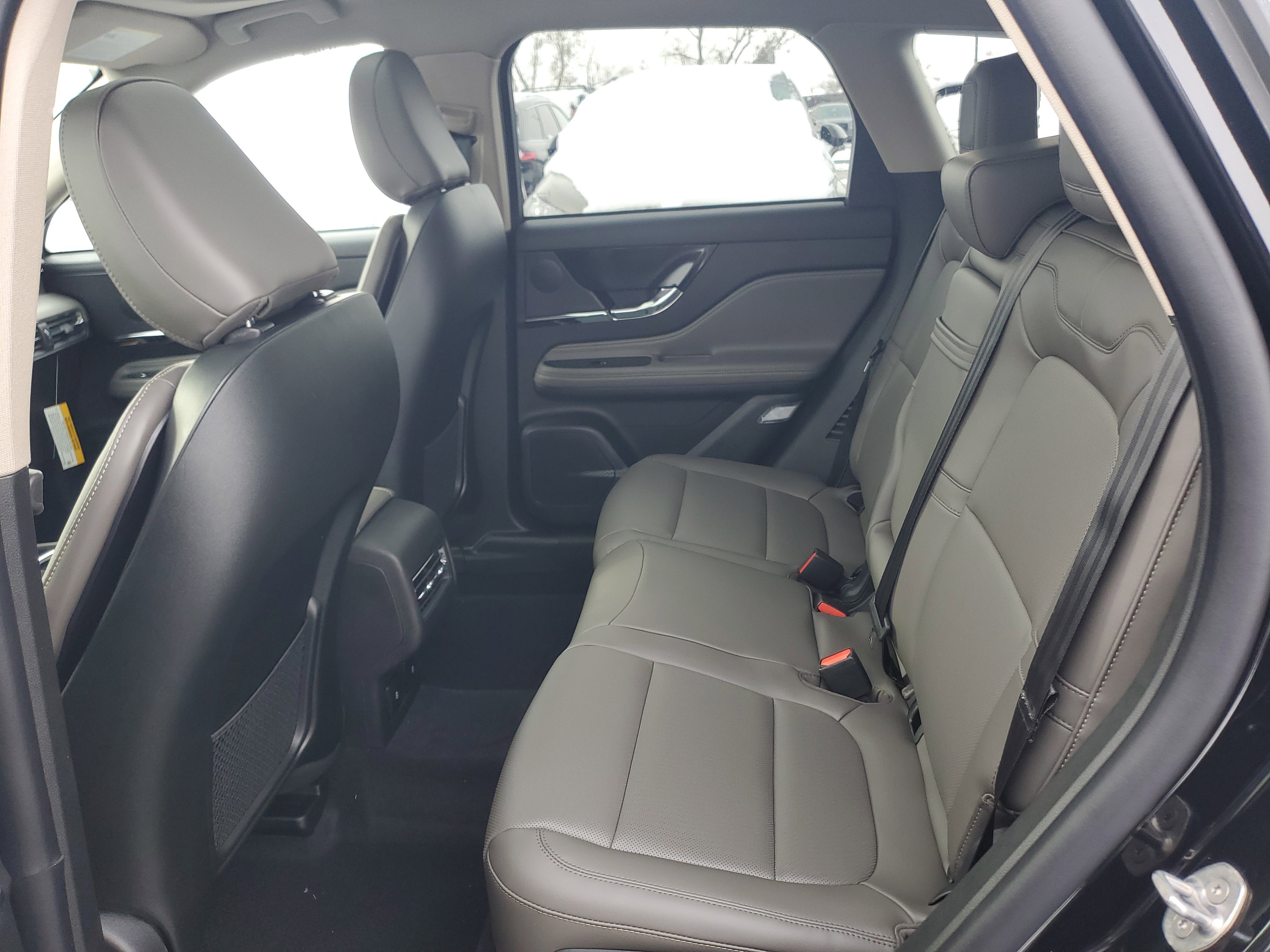 New 2026 Lincoln Corsair Premiere image 25