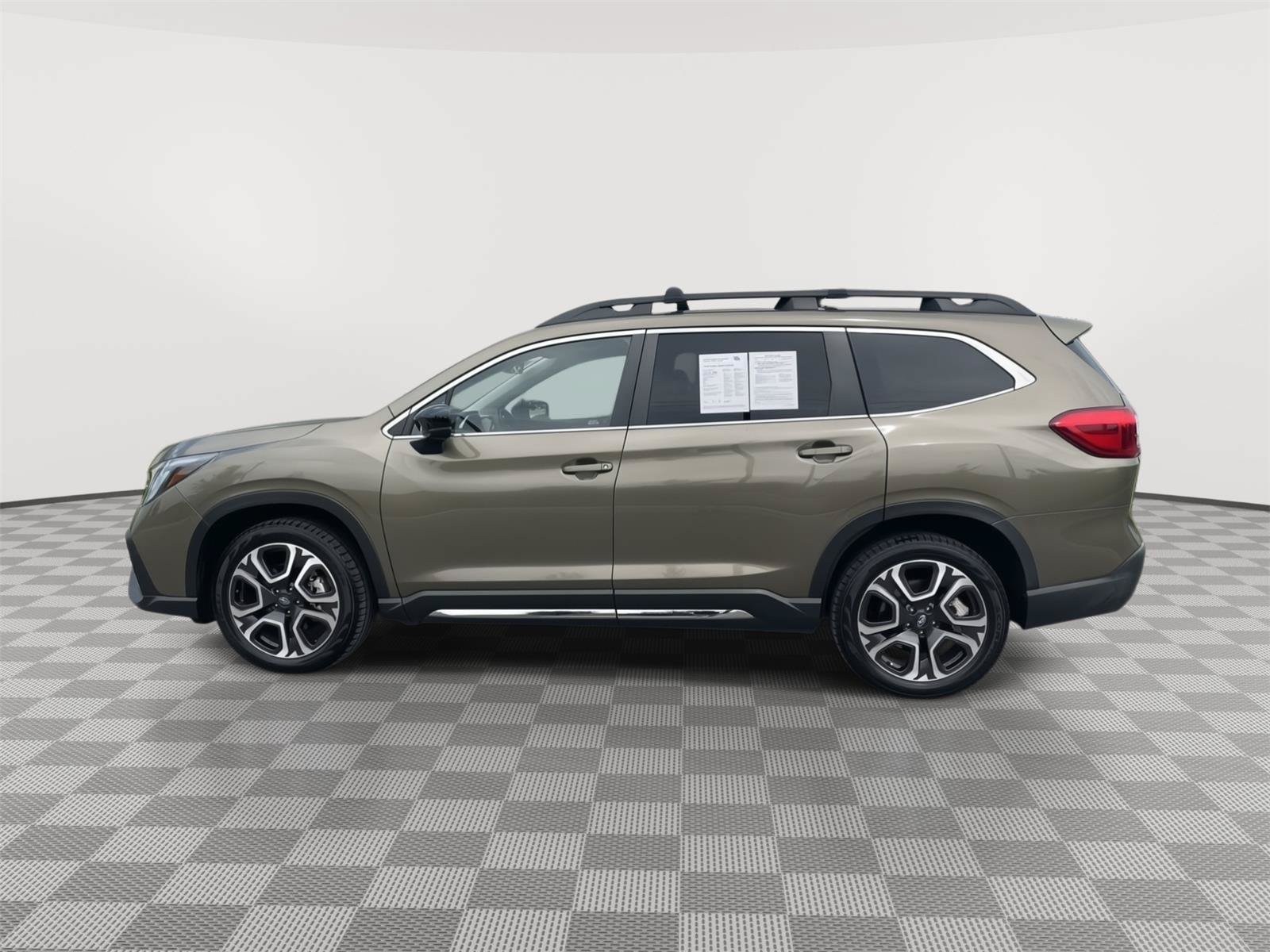 Used 2024 Subaru Ascent Limited AWD/4WD image 15