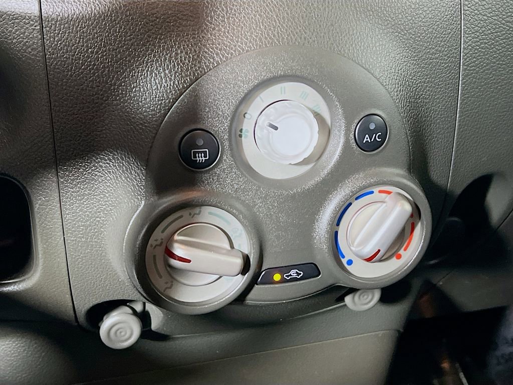 Used 2013 Nissan Cube 1.8 S w/ Interior Designer Pkg image 13