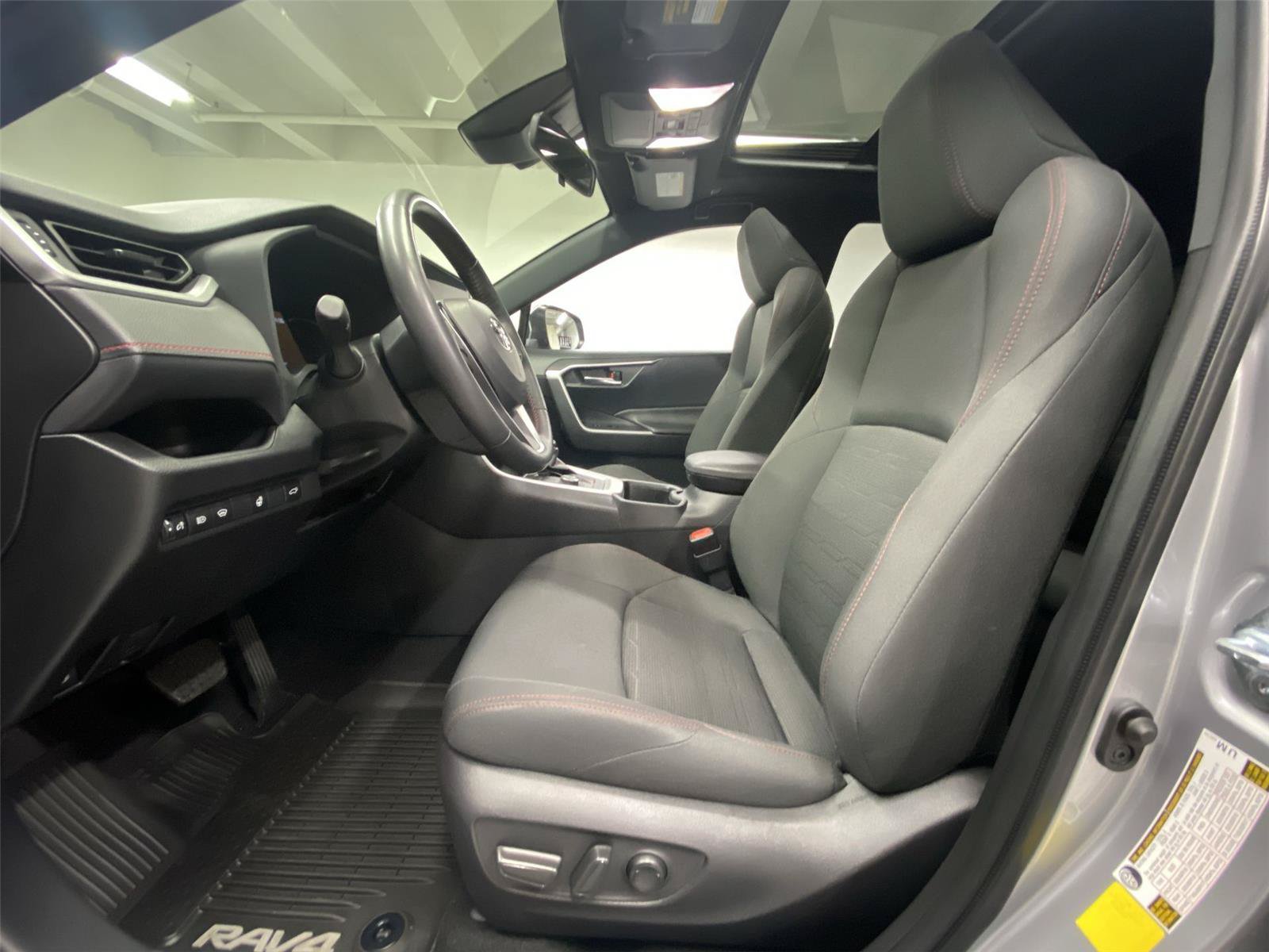 Used 2023 Toyota RAV4 SE w/ Weather & Moonroof Package AWD/4WD image 17