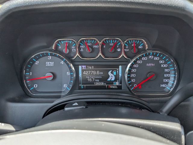 Used 2020 Chevrolet Tahoe LS w/ Enhanced Driver Alert Package image 24