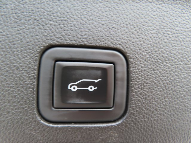 Certified 2023 GMC Yukon XL AT4 w/ AT4 Premium Plus Package image 39