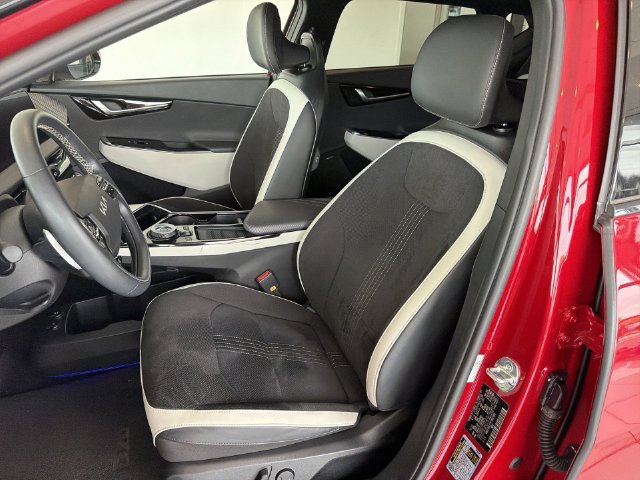 Used 2023 Kia EV6 GT-Line w/ GT-Line Suede Seat Package AWD/4WD image 21