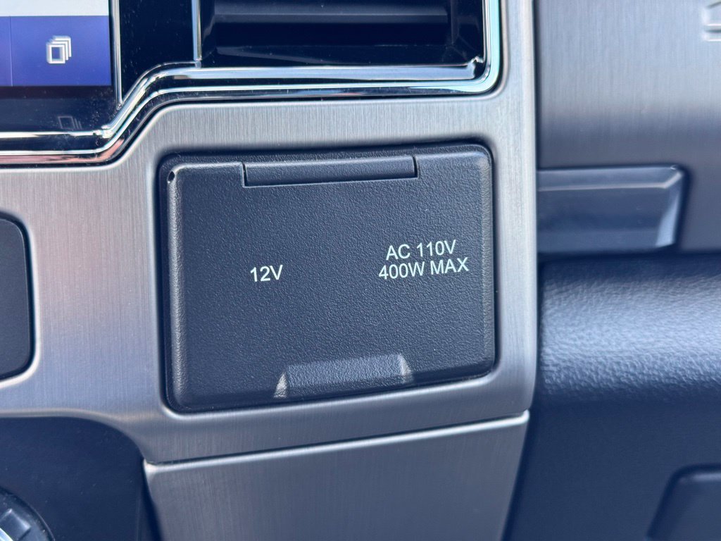 Used 2022 Ford F350 Platinum AWD/4WD image 34