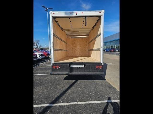 New 2025 Chevrolet Low Cab Forward 5500 XD image 15