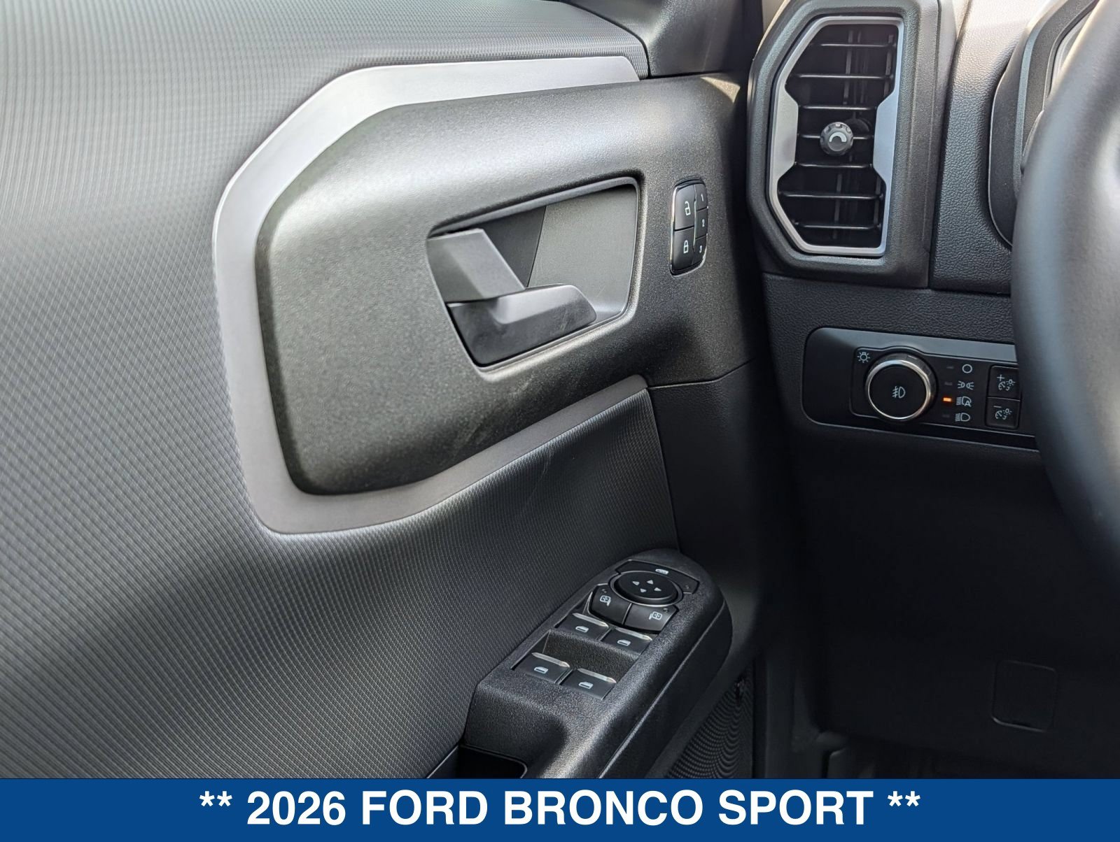 New 2026 Ford Bronco Sport Outer Banks w/ Outer Banks Tech Package+ AWD/4WD image 40