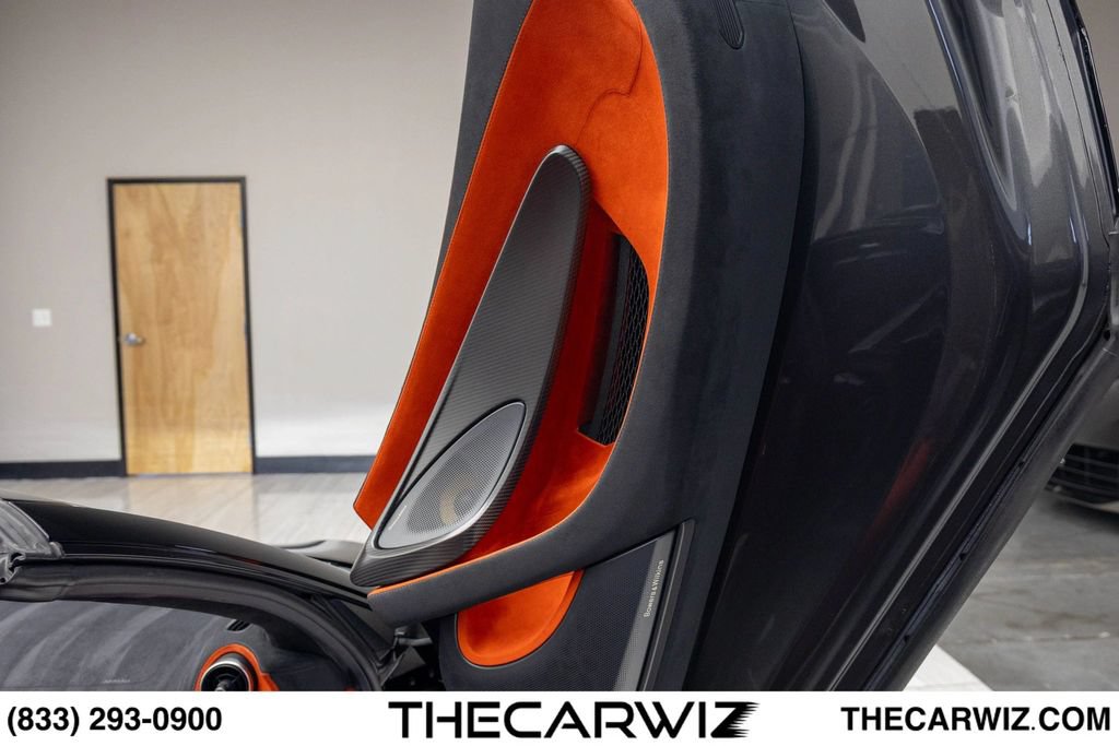 Used 2020 McLaren 600LT Spider RWD image 71