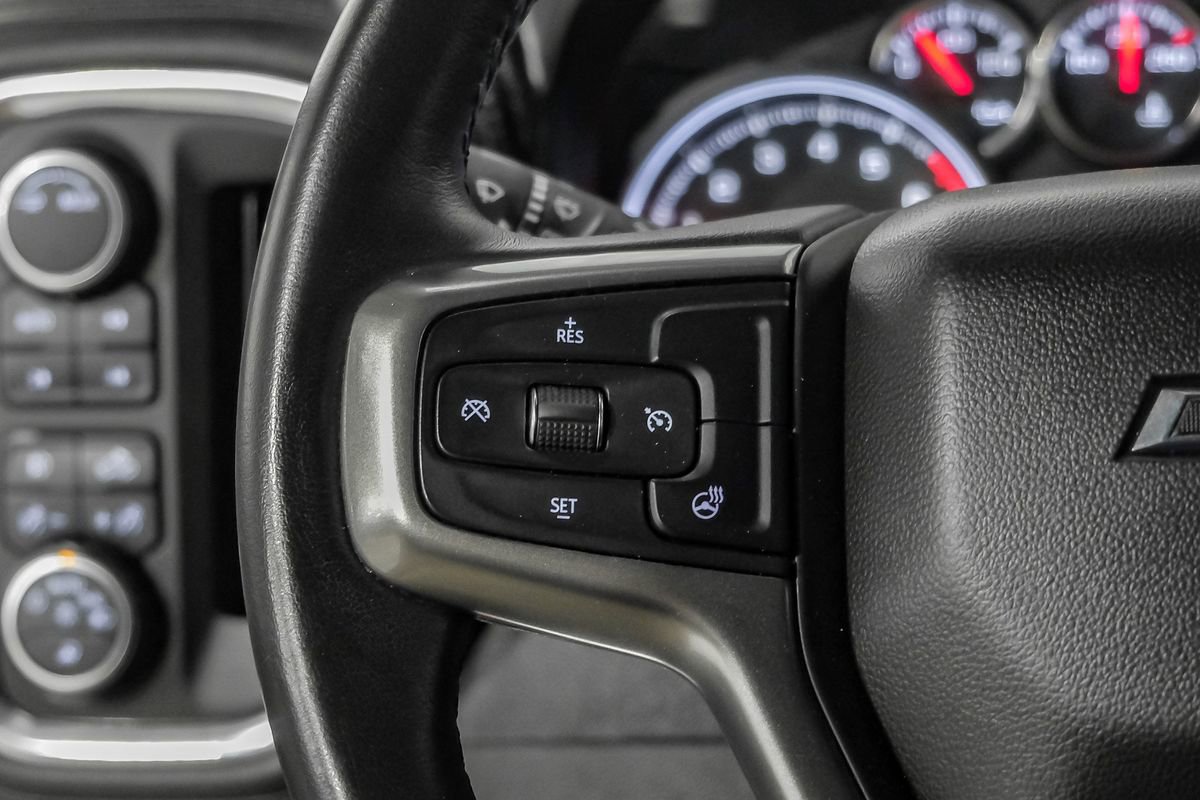 Used 2021 Chevrolet Silverado 1500 LT Trail Boss w/ Convenience Package II image 16