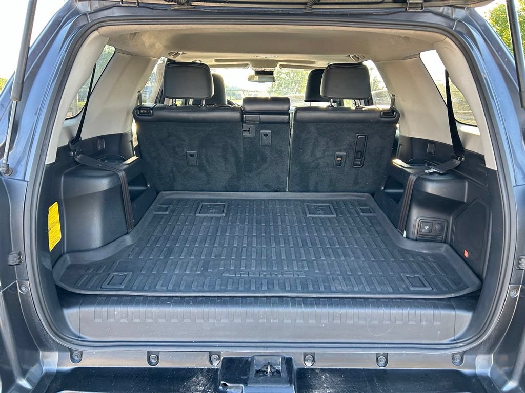 Used 2017 Toyota 4Runner Limited AWD/4WD image 27