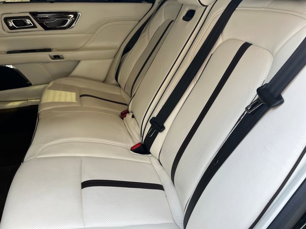 Used 2020 Lincoln Continental w/ Equipment Group 500A image 32