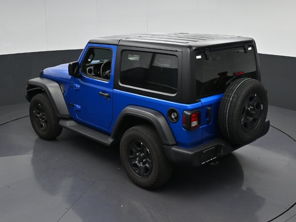 Used 2026 Jeep Wrangler Sport AWD/4WD image 15