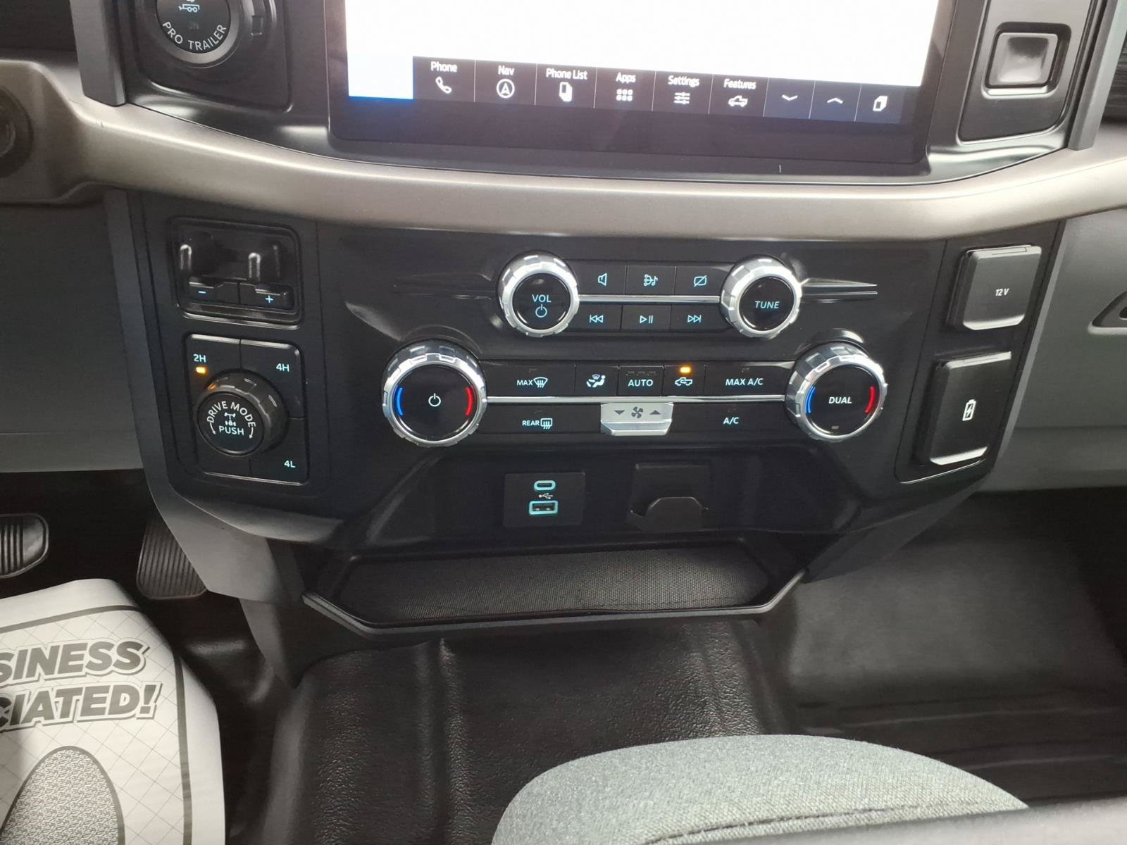 Used 2024 Ford F150 XLT w/ Tow/Haul Package AWD/4WD image 13