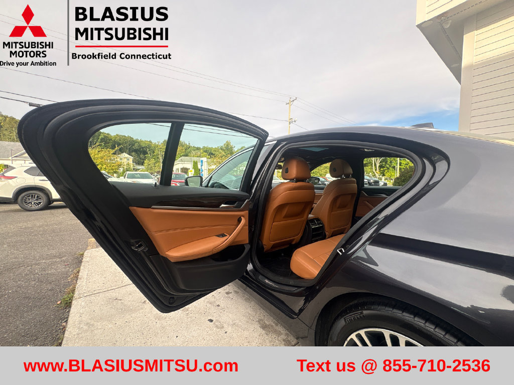 Used 2019 BMW 530i xDrive w/ Convenience Package AWD/4WD image 36
