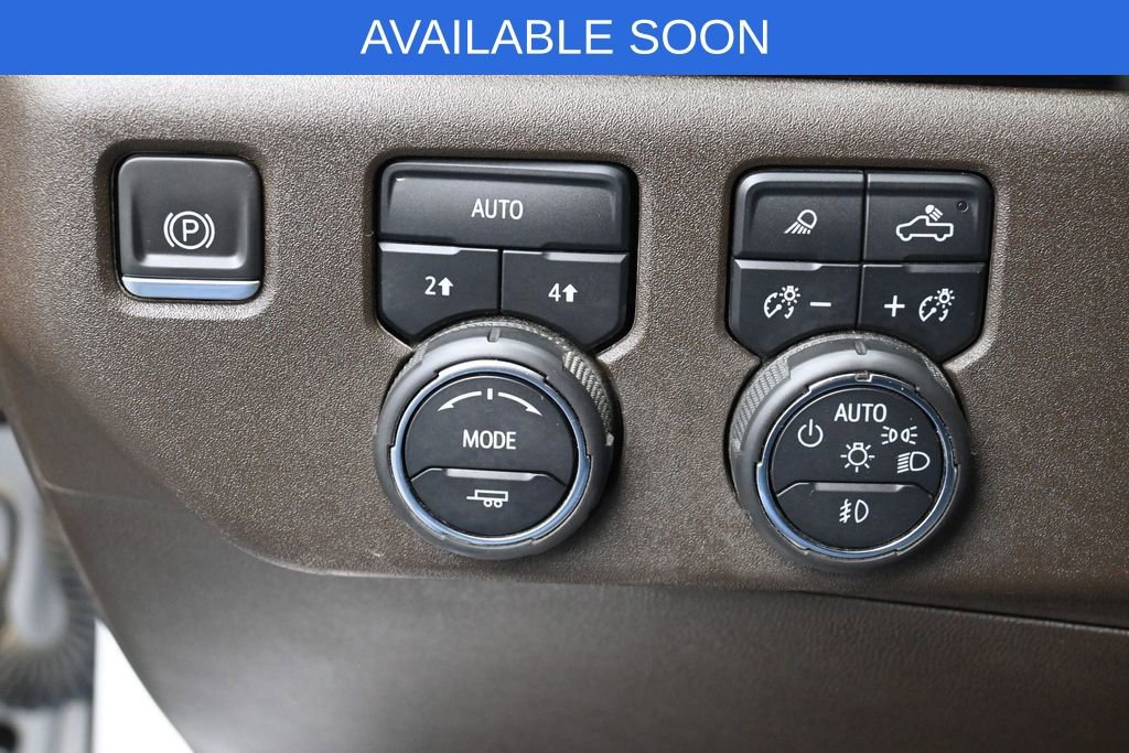 Used 2024 Chevrolet Silverado 1500 LTZ w/ LTZ Premium Package AWD/4WD image 15