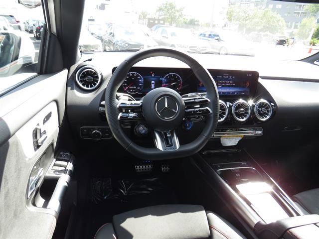 Used 2025 Mercedes-Benz GLA 35 AMG 4MATIC image 10