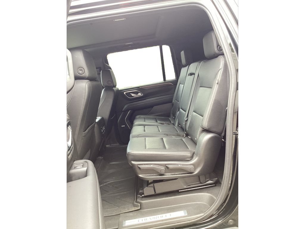 Used 2021 Chevrolet Suburban Z71 AWD/4WD image 13