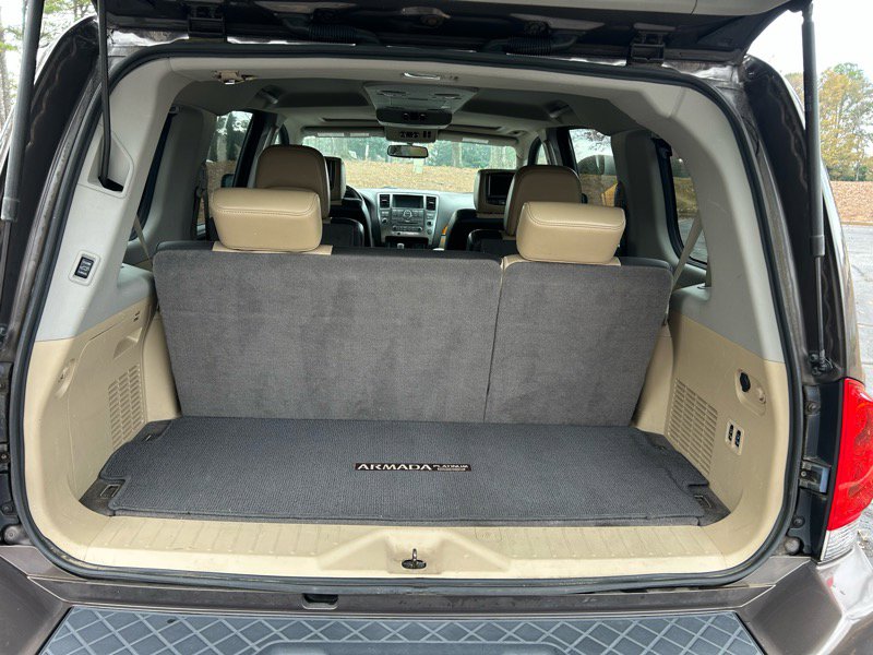 Used 2015 Nissan Armada Platinum w/ Platinum Reserve Package image 18