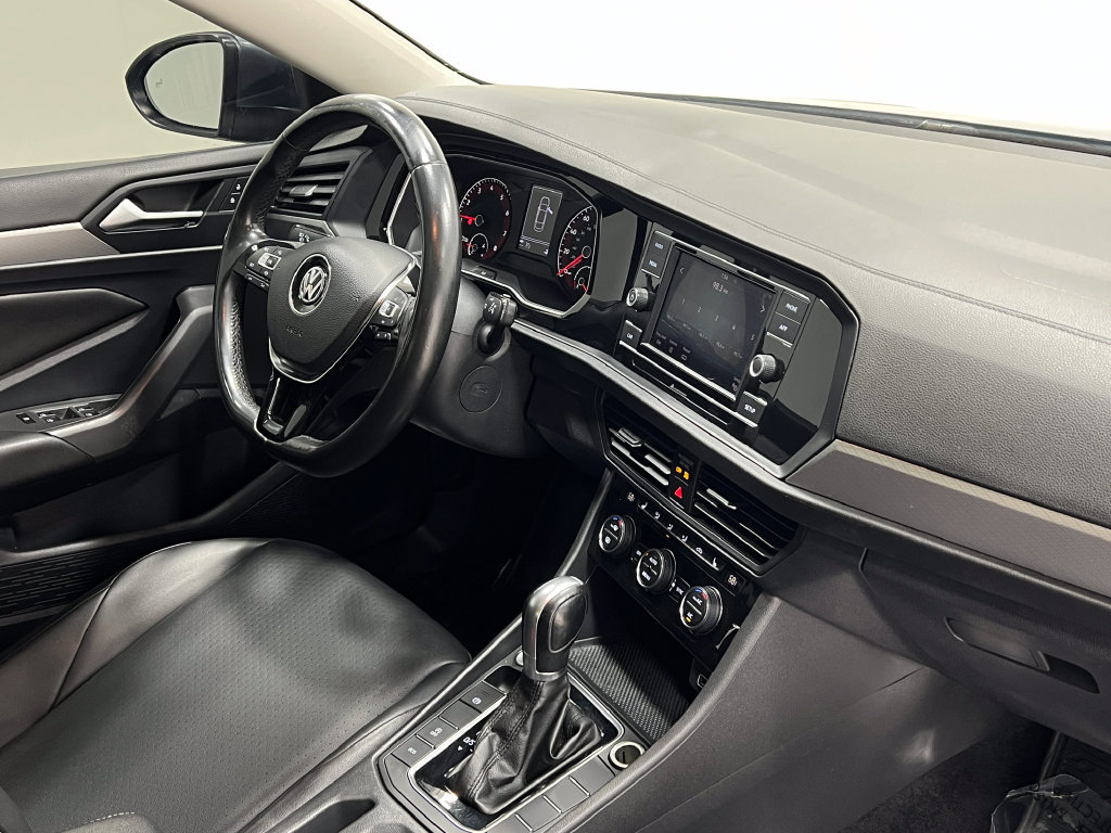 Used 2019 Volkswagen Jetta SE FWD image 19