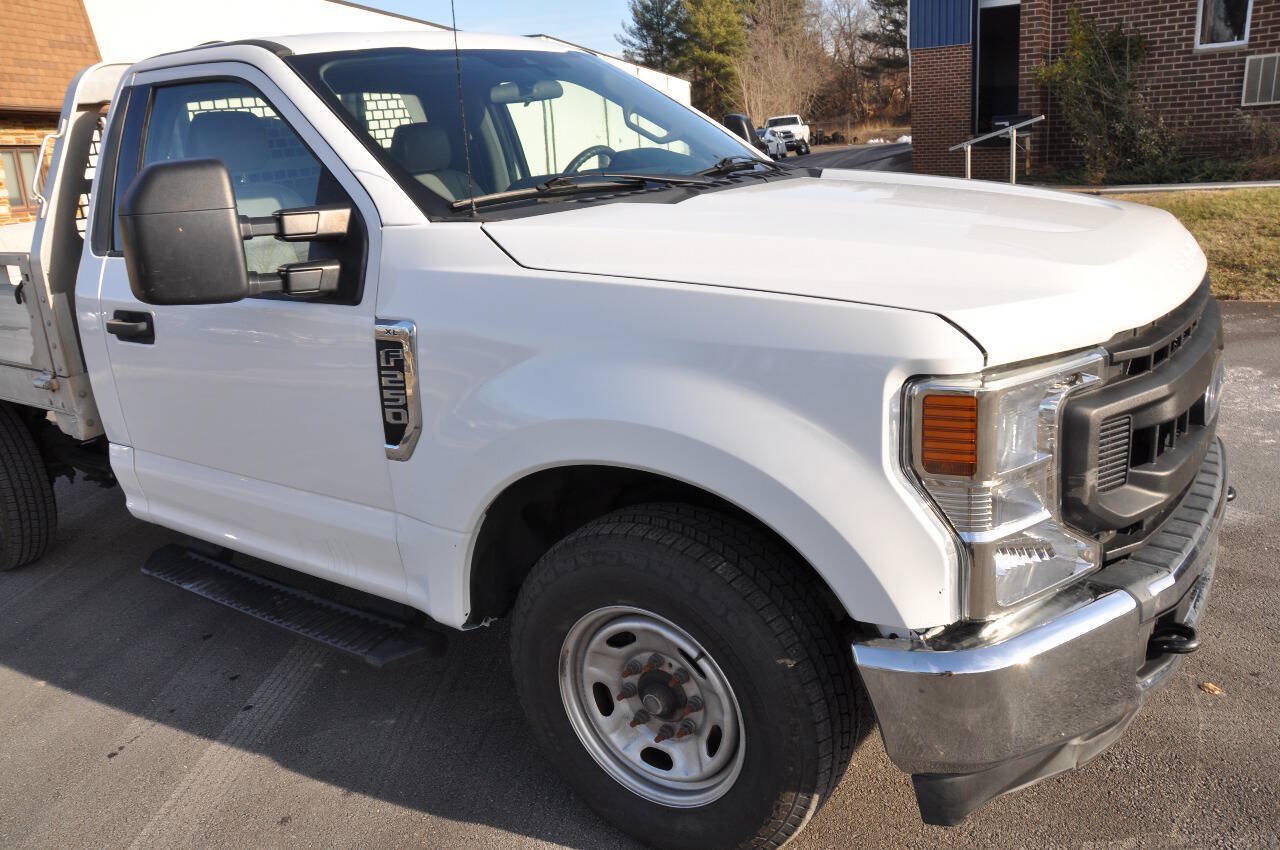 Used 2021 Ford F250 XL w/ Power Equipment Group RWD image 8