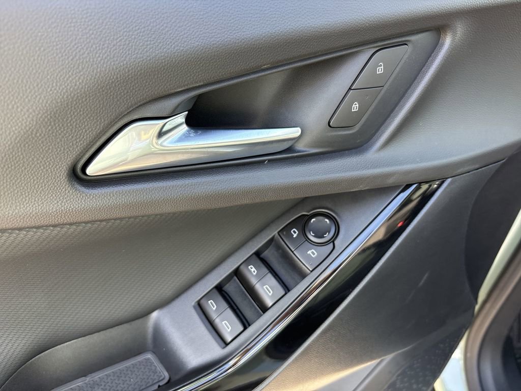 New 2026 Chevrolet Equinox LT w/ Safety and Technology Package image 25