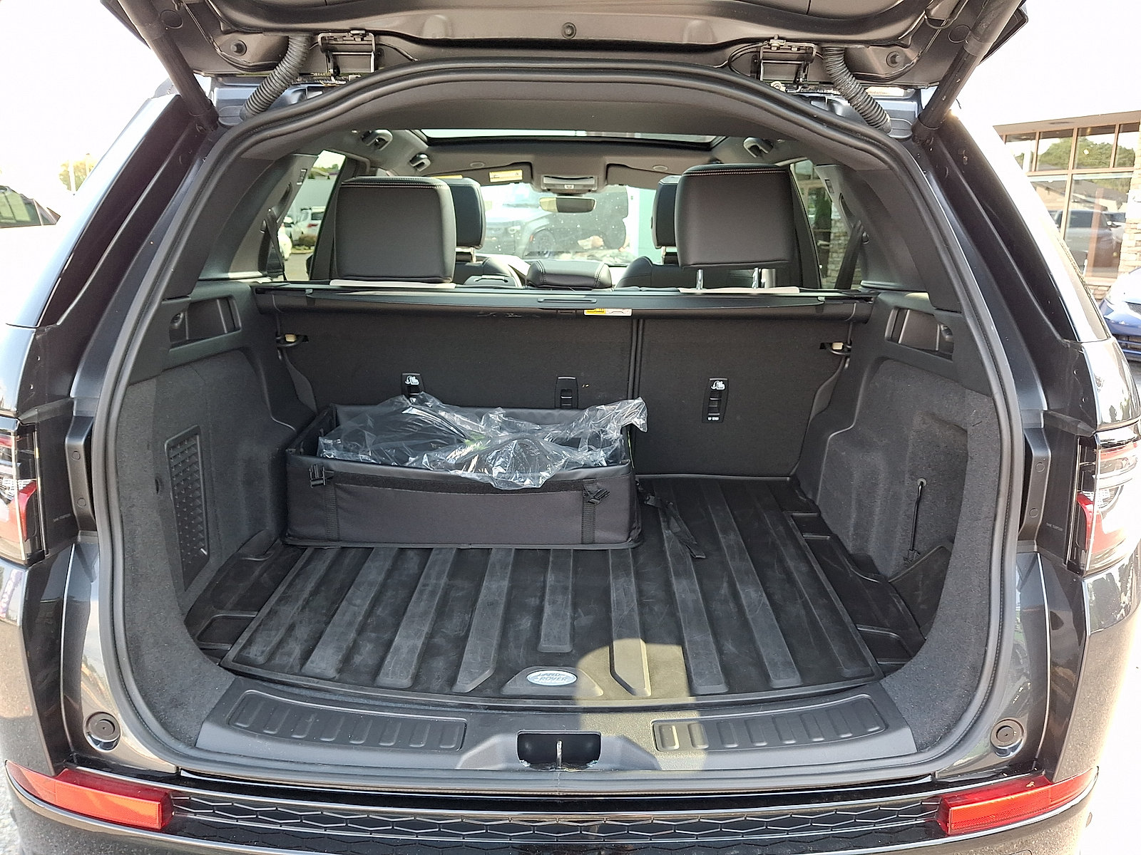 Certified 2026 Land Rover Discovery Sport Landmark AWD/4WD image 20