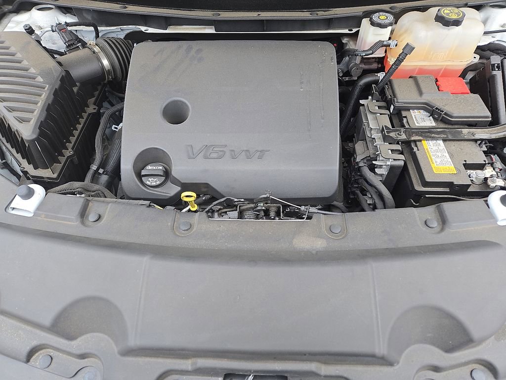 Used 2023 Chevrolet Traverse LT image 33