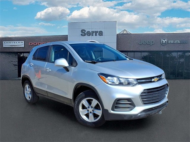 Used 2019 Chevrolet Trax LS w/ Tint and Cruise Package
