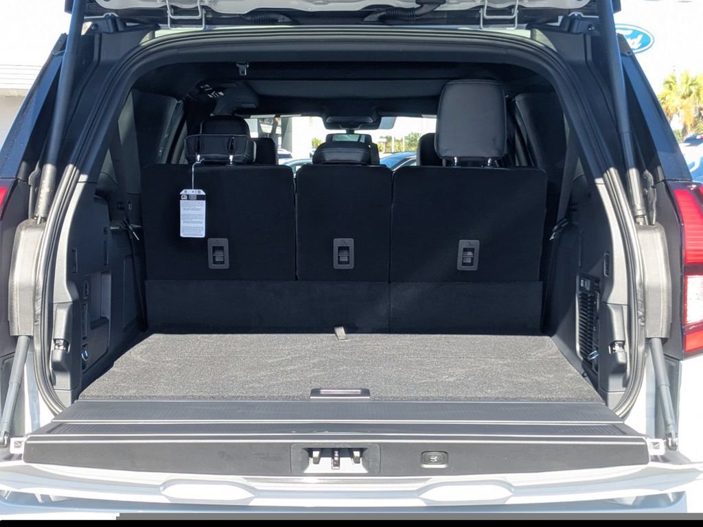 New 2025 Ford Expedition Max Platinum w/ Stealth Performance Package AWD/4WD image 13