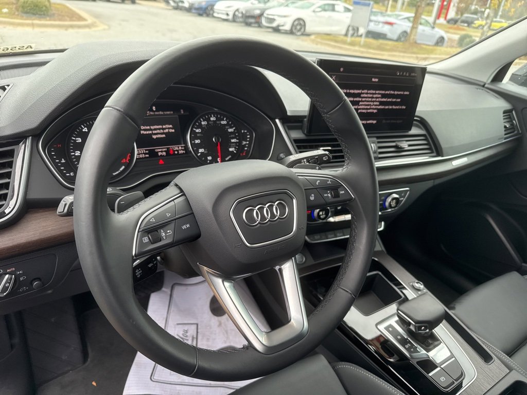 Used 2024 Audi Q5 2.0T Premium w/ Convenience Package image 13