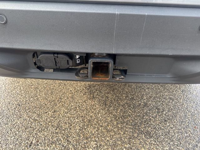 Used 2022 Ford Explorer XLT w/ Class IV Trailer Tow Package image 14