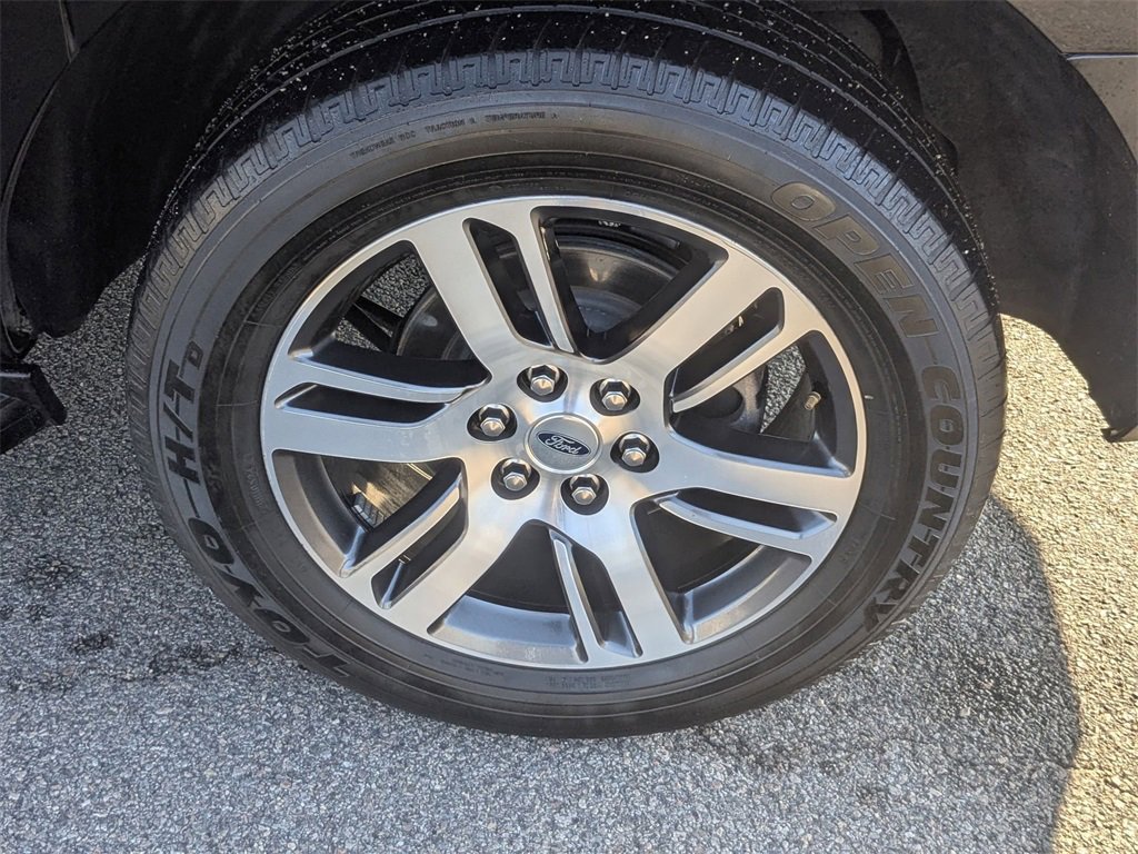 Used 2024 Ford Expedition Max Limited image 10