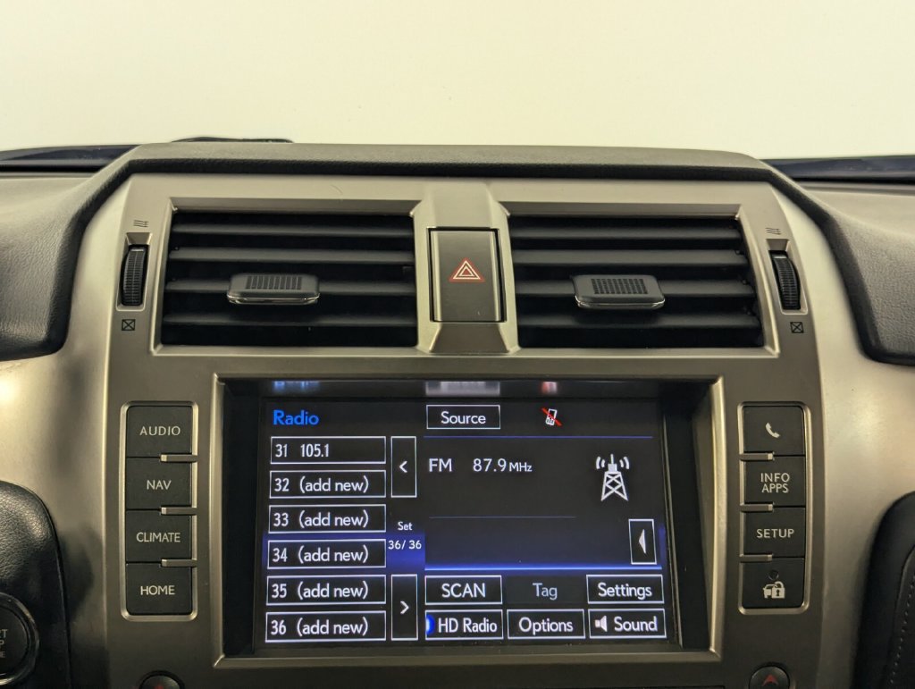 Used 2020 Lexus GX 460 Premium w/ Premium Package AWD/4WD image 22