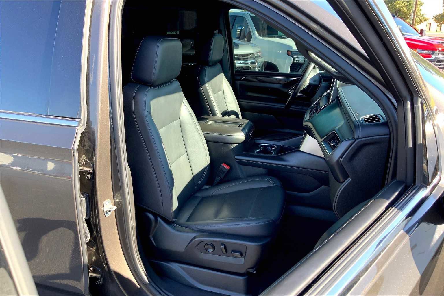 Used 2021 Chevrolet Tahoe LT image 8