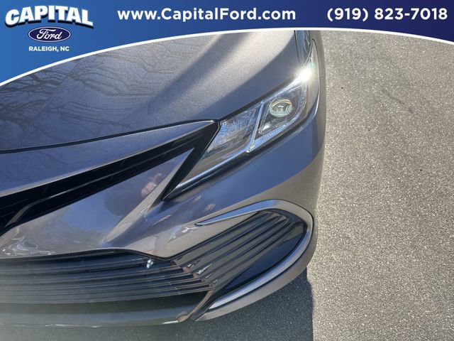 Used 2024 Toyota Camry LE w/ Convenience Package image 11
