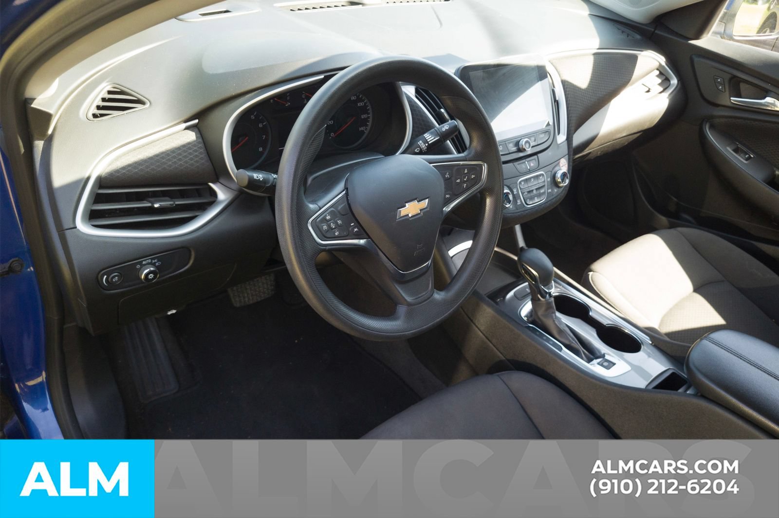 Used 2023 Chevrolet Malibu LT FWD image 5
