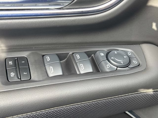 Used 2024 GMC Yukon SLT w/ SLT Premium Package AWD/4WD image 15