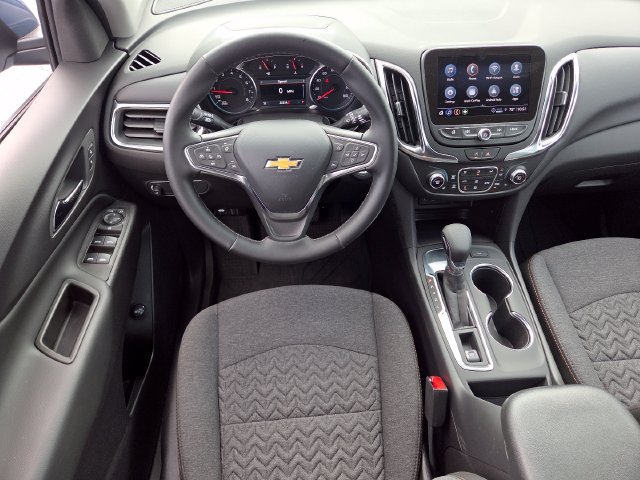 Used 2024 Chevrolet Equinox LT FWD image 23