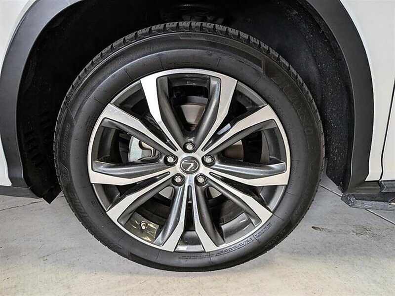 Used 2018 Lexus RX 450h AWD w/ Premium Package image 15