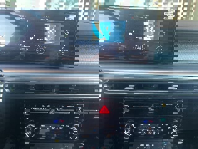 New 2026 Hyundai Ioniq 9 SE image 8