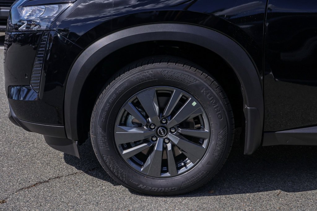 New 2026 Nissan Pathfinder SV FWD image 11