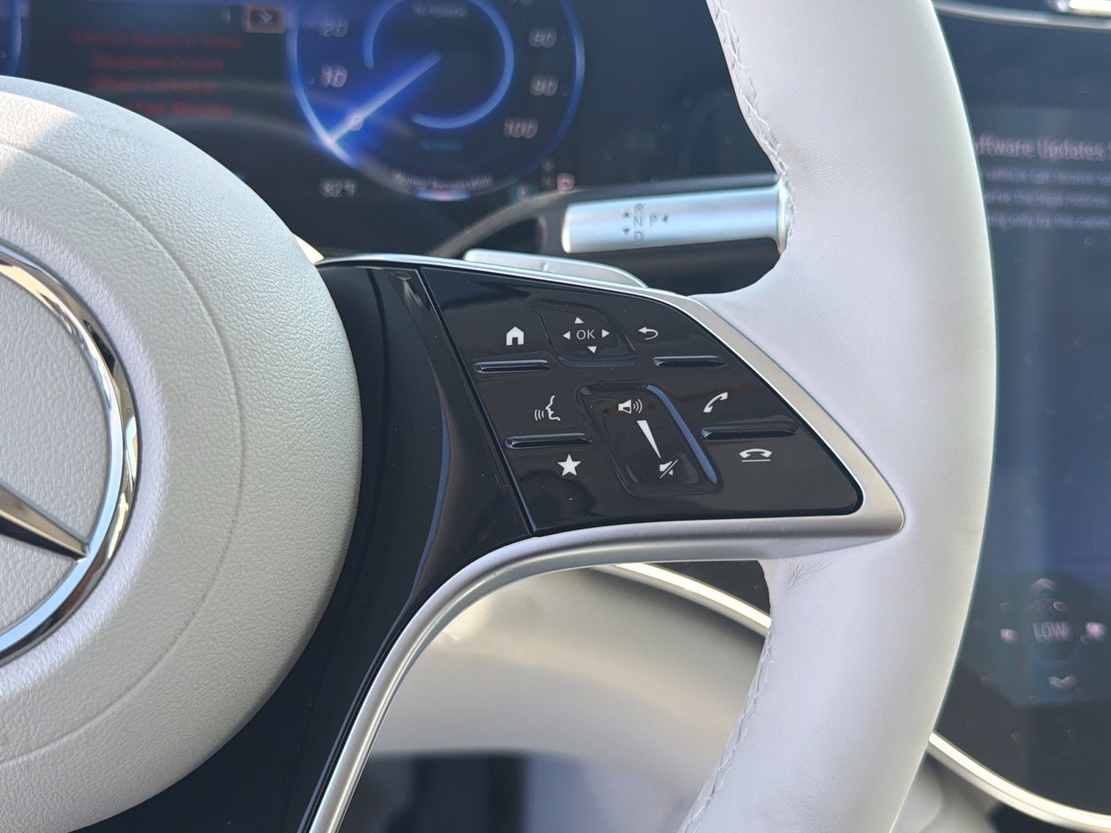 New 2027 Mercedes-Benz EQS 400 4MATIC SUV image 22